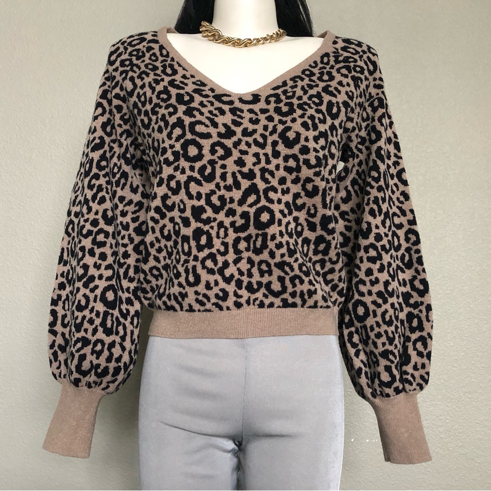 Abercrombie Super Soft Leopard Print Sweater, Siz… - image 6